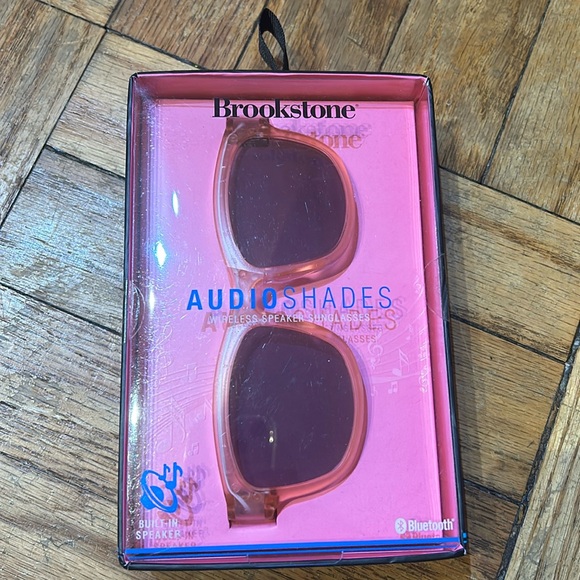AUDIOSHADES - Wireless Speaker Sunglasses - Picture 1 of 4